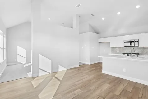 12127 Canal View Boulevard Mont Belvieu TX 77523