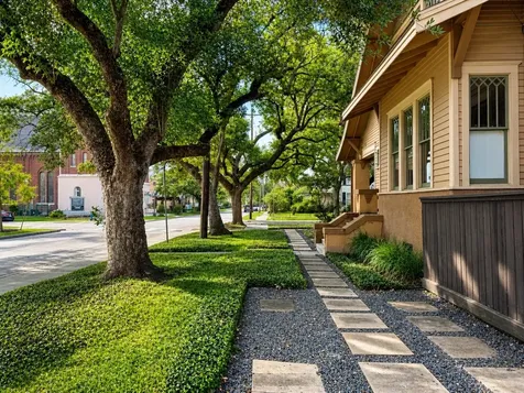 945 Harvard Street Houston TX 77008