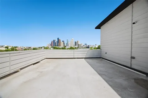 306 W Pierce Street Houston TX 77019