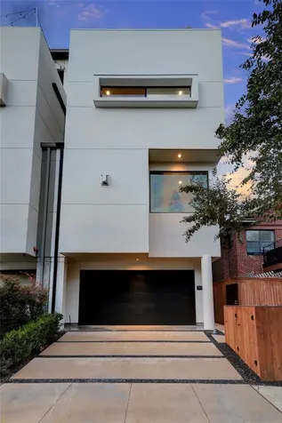 306 W Pierce Street Houston TX 77019