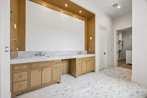 6243 Briar Rose Drive Houston TX 77057