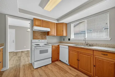 10402 Gulfstream Lane Sugar Land TX 77498