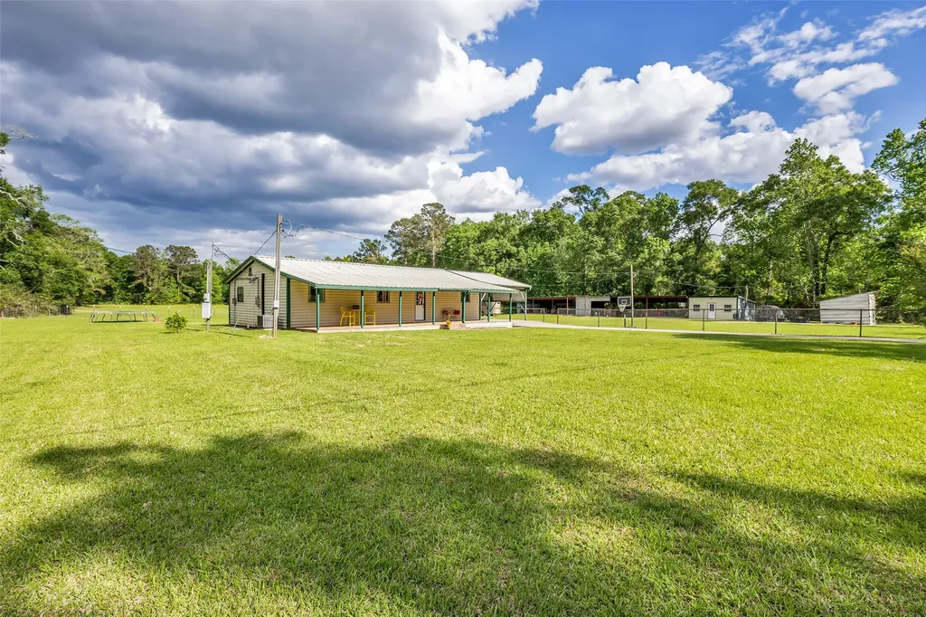 7476 S Fork Drive Conroe TX 77303