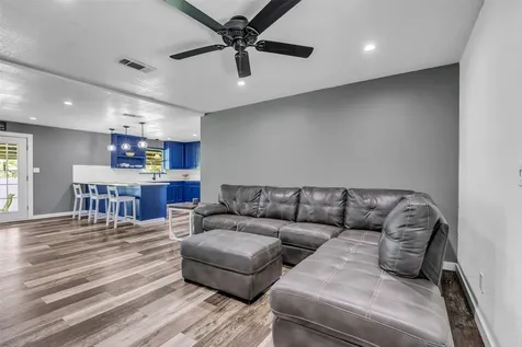 7476 S Fork Drive Conroe TX 77303