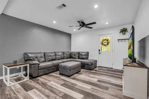 7476 S Fork Drive Conroe TX 77303