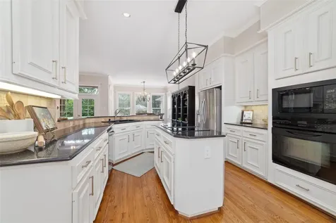 15318 Hunters Bend Dr Drive Tomball TX 77377