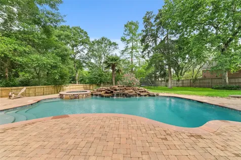 15318 Hunters Bend Dr Drive Tomball TX 77377