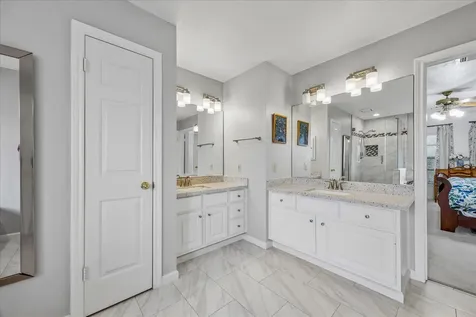 806 Amber Bough Court Houston TX 77062