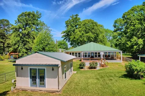 10040 Texas 87 S Hemphill TX 75948