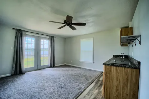 10040 Texas 87 S Hemphill TX 75948