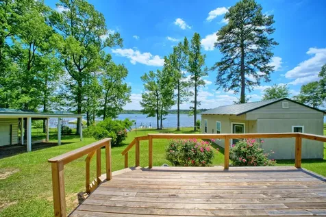 10040 Texas 87 S Hemphill TX 75948