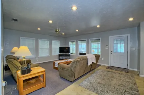 10040 Texas 87 S Hemphill TX 75948