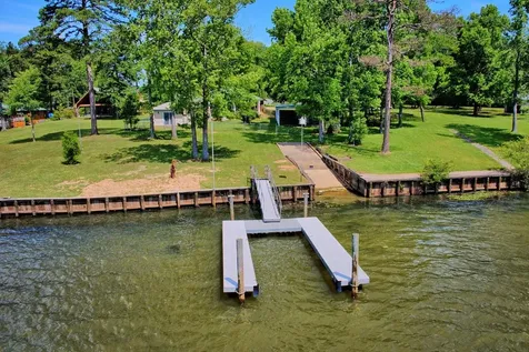 10040 Texas 87 S Hemphill TX 75948