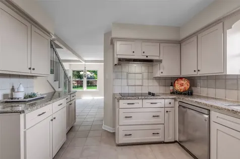 6415 Bayonne Drive Spring TX 77389