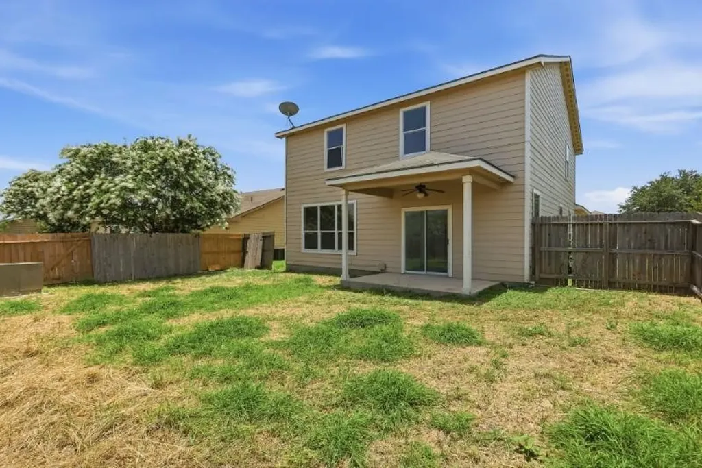 9723 Copper Rock Converse TX 78109