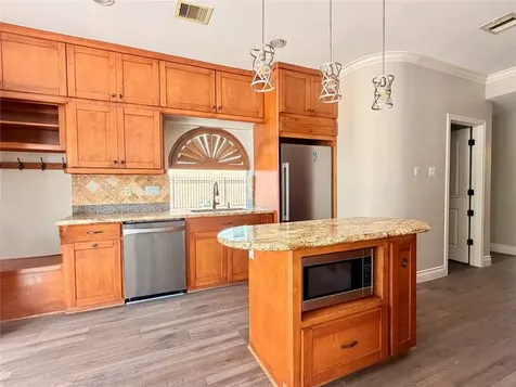 5124 Carefree Drive League City TX 77573