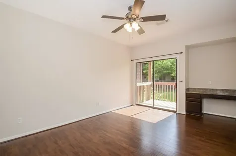 737 Davis Road League City TX 77573