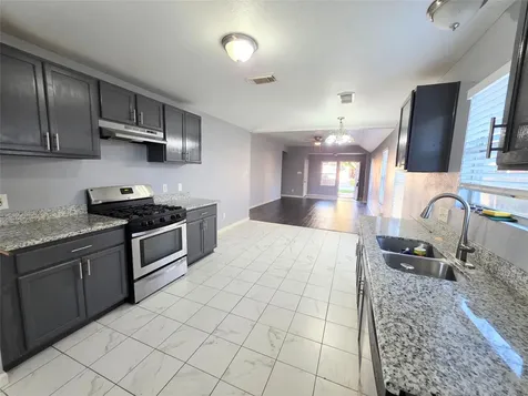 9514 Manorstone Court Houston TX 77044