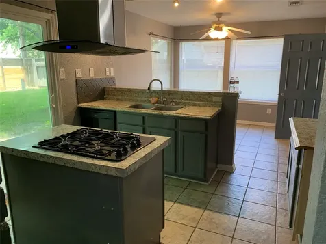 19426 Lake Hollow Houston TX 77084