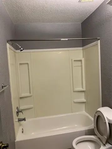 19426 Lake Hollow Houston TX 77084