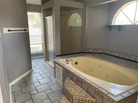 19426 Lake Hollow Houston TX 77084