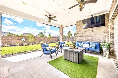 1934 Mustang Bluff Lane Katy TX 77494