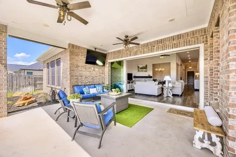 1934 Mustang Bluff Lane Katy TX 77494