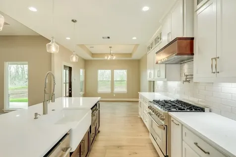 33627 Blue Marlin Richwood TX 77531