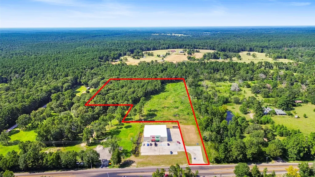 1795 Us 190 Huntsville TX 77340