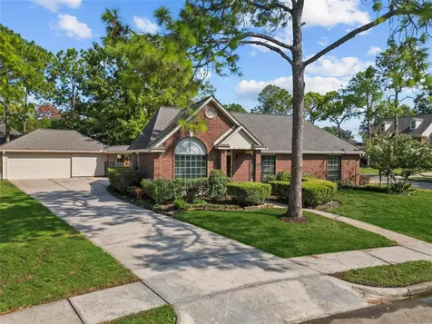 2002 Firtree Way Houston TX 77062