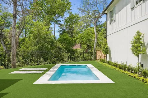 10801 Long Shadow Lane Hunters Creek Village TX 77024