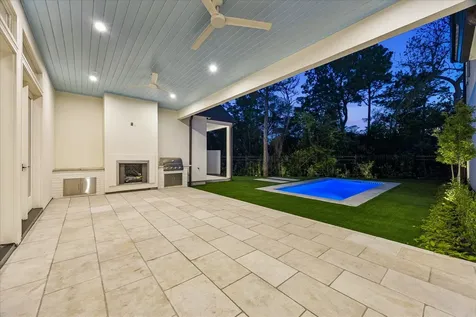 10801 Long Shadow Lane Hunters Creek Village TX 77024