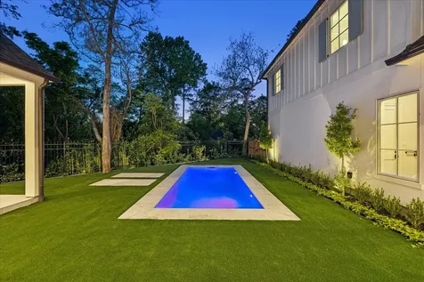 10801 Long Shadow Lane Hunters Creek Village TX 77024