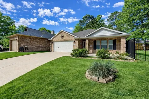 3619 Woodland Lane Montgomery TX 77356