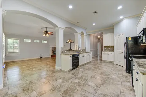 3619 Woodland Lane Montgomery TX 77356