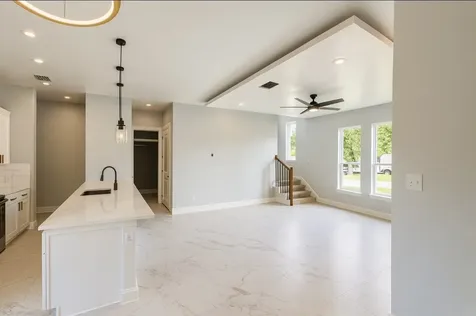 8132 Penrod Street Houston TX 77028
