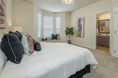 305 Holleman Drive E 102 College Station TX 77840