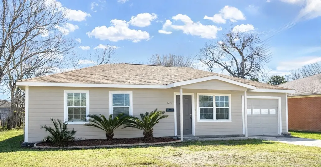 7225 Hummingbird Lane Texas City TX 77591