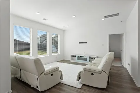 15338 Majestic Knight Drive Houston TX 77044