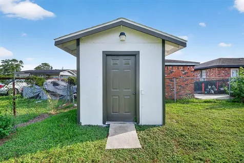 1200 Cypress Street Baytown TX 77520