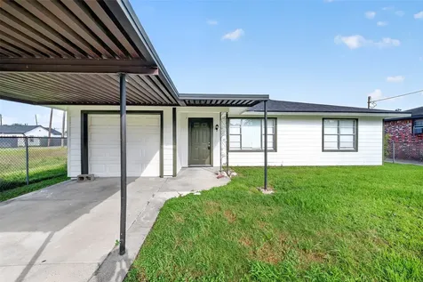 1200 Cypress Street Baytown TX 77520