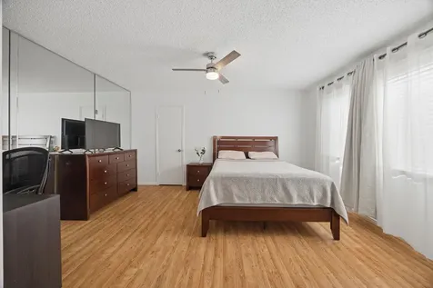 6456 Bayou Glen Road Houston TX 77057