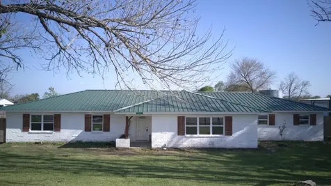 12294 State Highway 21 E Midway TX 75852