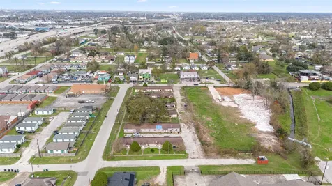 3121 Brewster Street Houston TX 77026