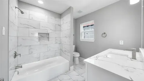 4111 Avenue Q Galveston TX 77550
