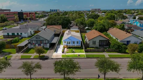 4111 Avenue Q Galveston TX 77550