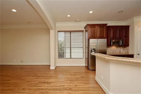 6310 Hamman Street C Houston TX 77007