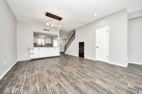 1801 Stoney Brook Drive 107 Houston TX 77063