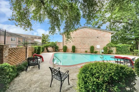 1801 Stoney Brook Drive 107 Houston TX 77063