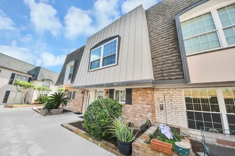 1801 Stoney Brook Drive 107 Houston TX 77063